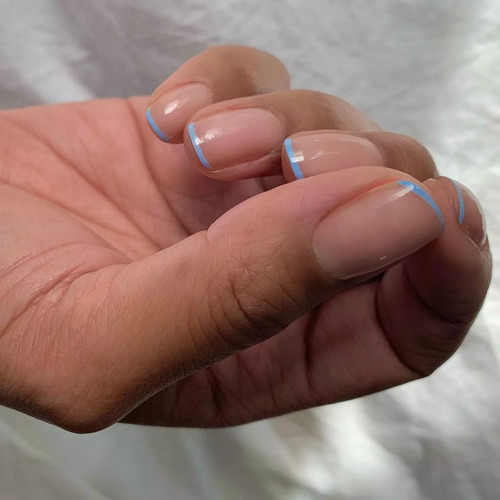 How to Quickly Do a French Manicure on Short Nails at Home: A Simple Life Hack
