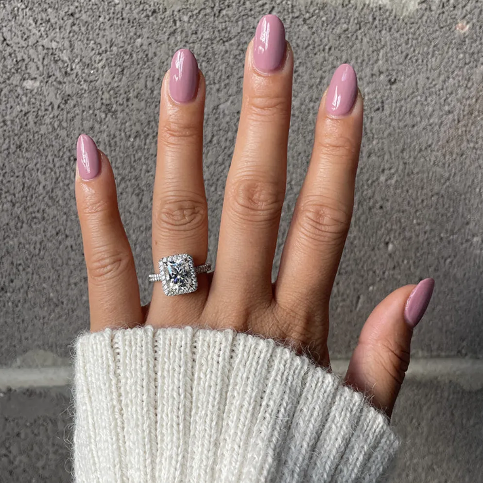 Lilac manicure for spring 2026: 9 of the most beautiful and stylish ideas