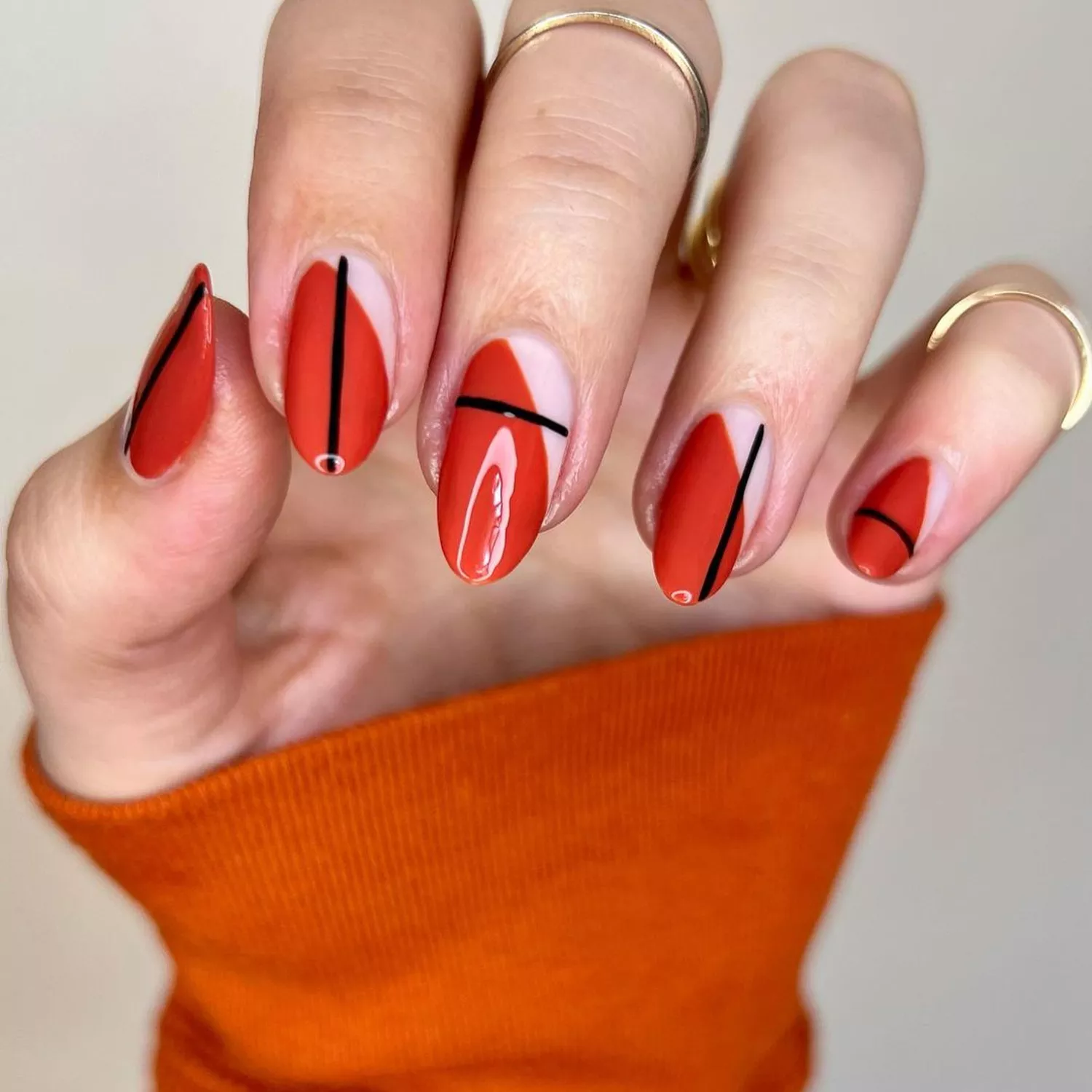 Top 10 Trendy Nail Shades for November 2025: From Plum to Chocolate
