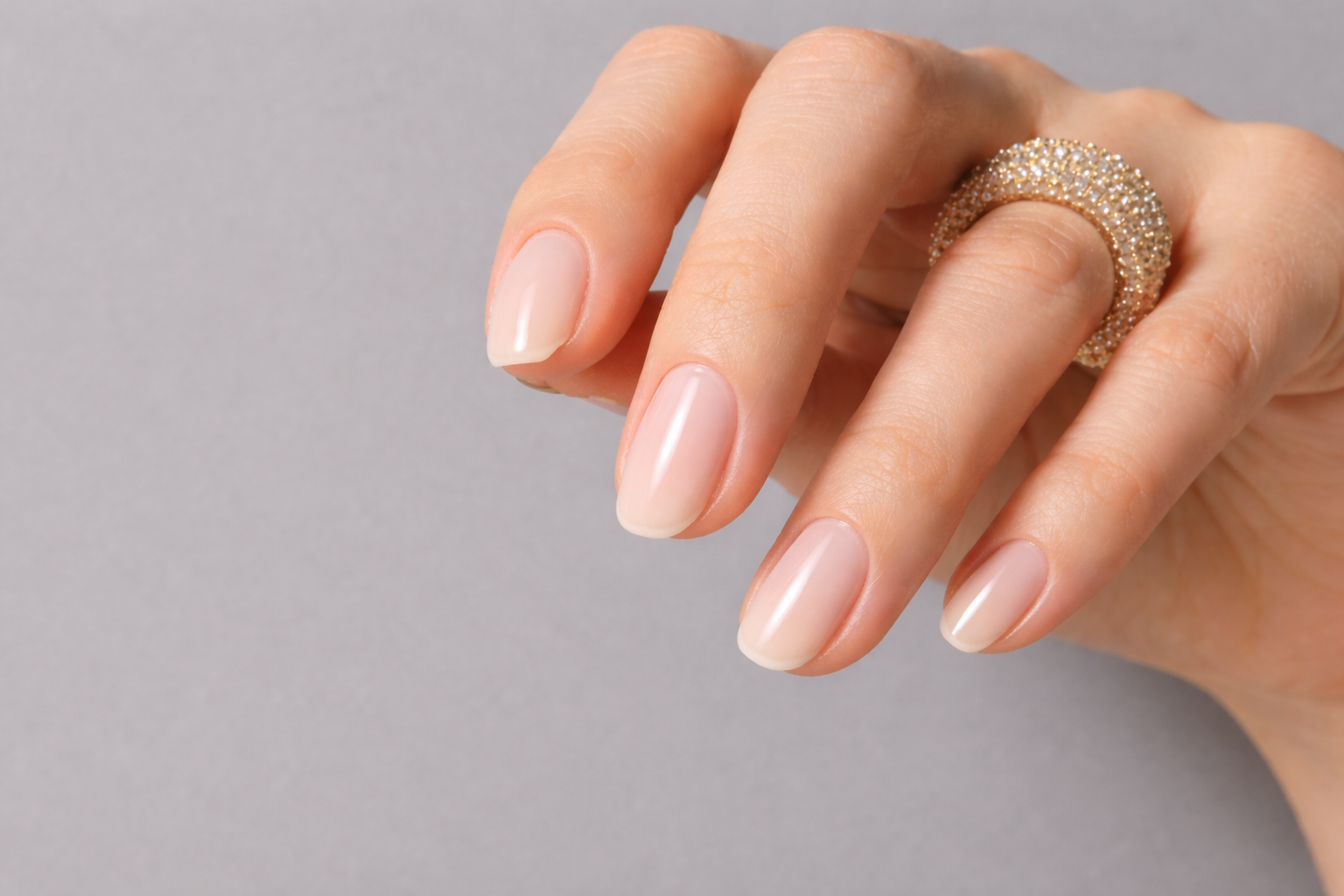 How to Strengthen Your Nails at Home: 4 Most Effective Folk Remedies