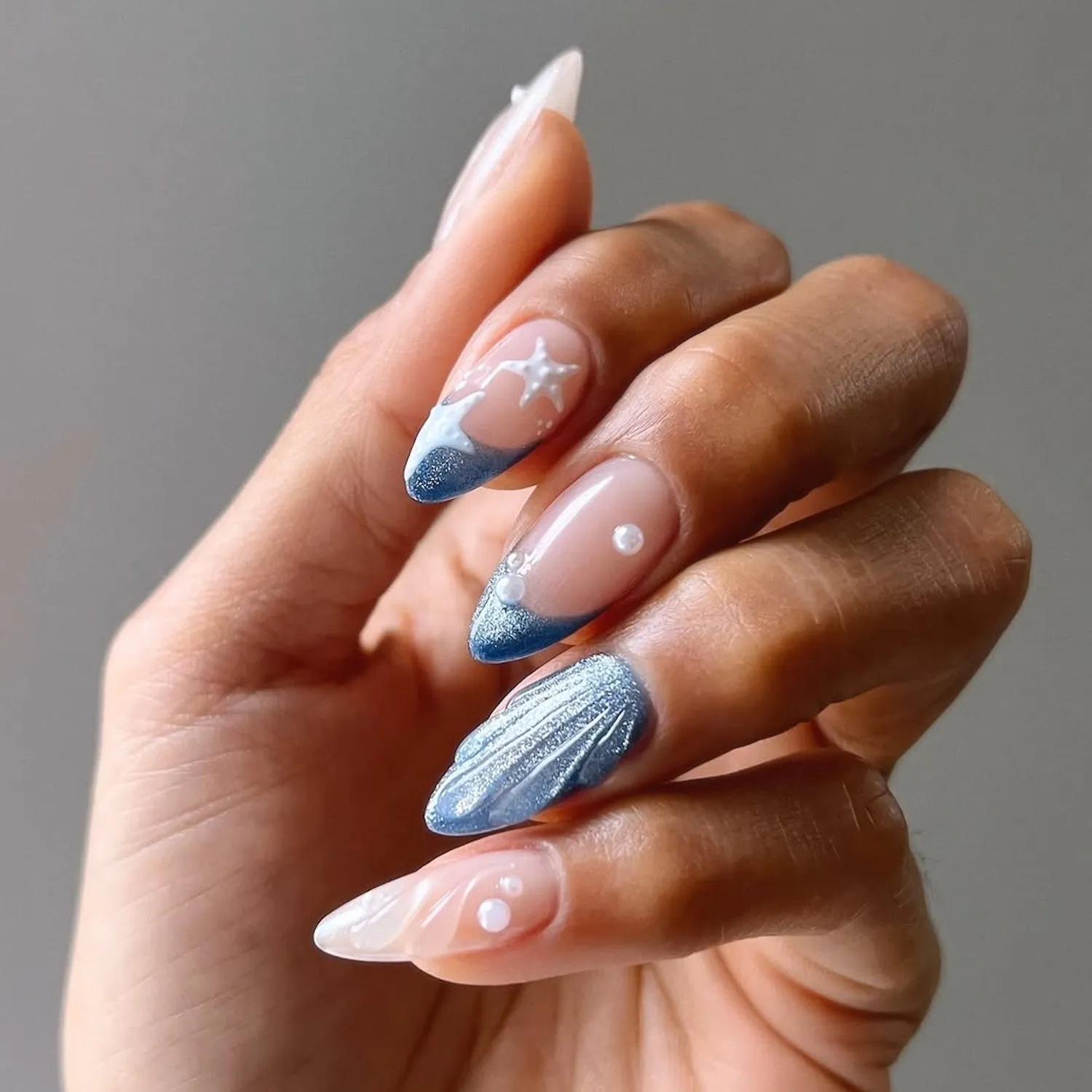 What manicure to do on holiday at sea in 2025: top 8 ideas that will be in trend all summer long