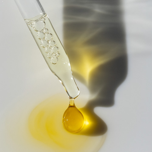 8 Ingredients in Skincare Products That Dermatologists Recommend Avoiding for Sensitive Facial Skin