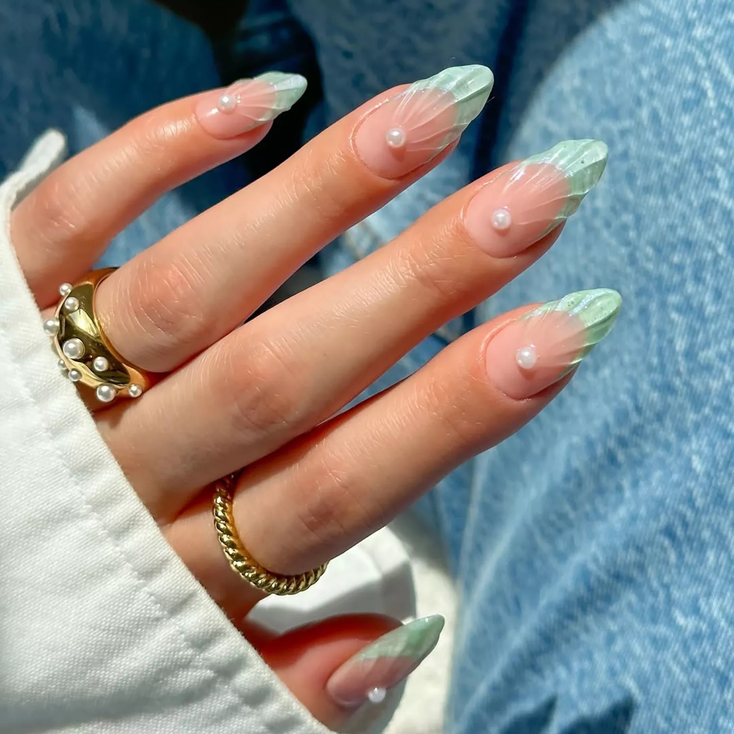 Pearl manicure is a nude manicure in a new format. The latest and most stylish ideas of the 2025 season