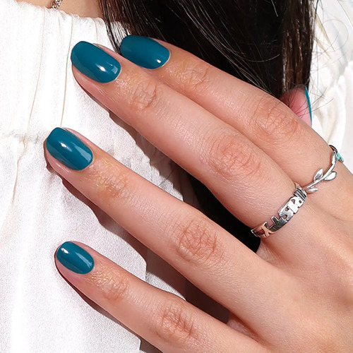 How to Smooth Your Cuticles at Home Between Manicures: A Micellar Water Hack