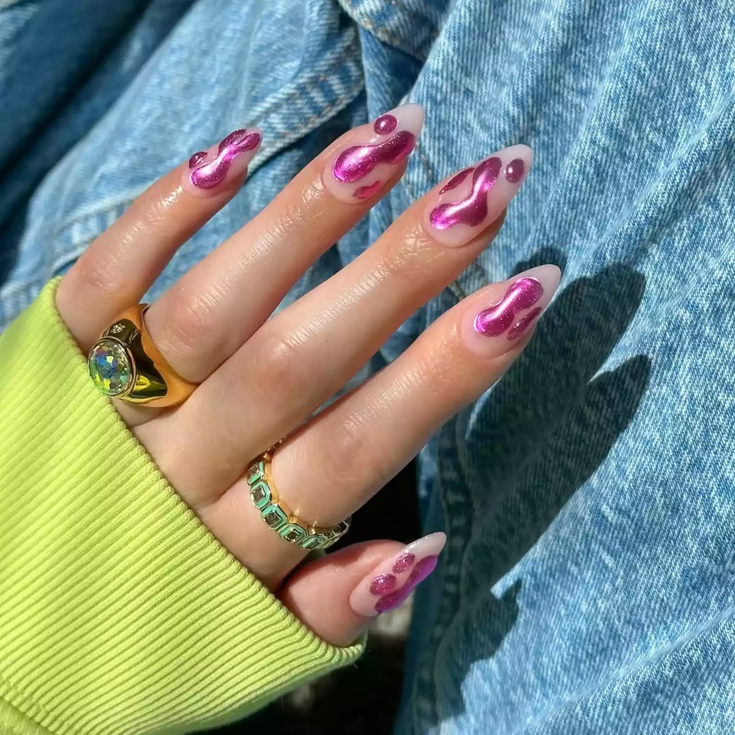 Chromed manicure for April 2025: the trendiest nail design ideas of this season